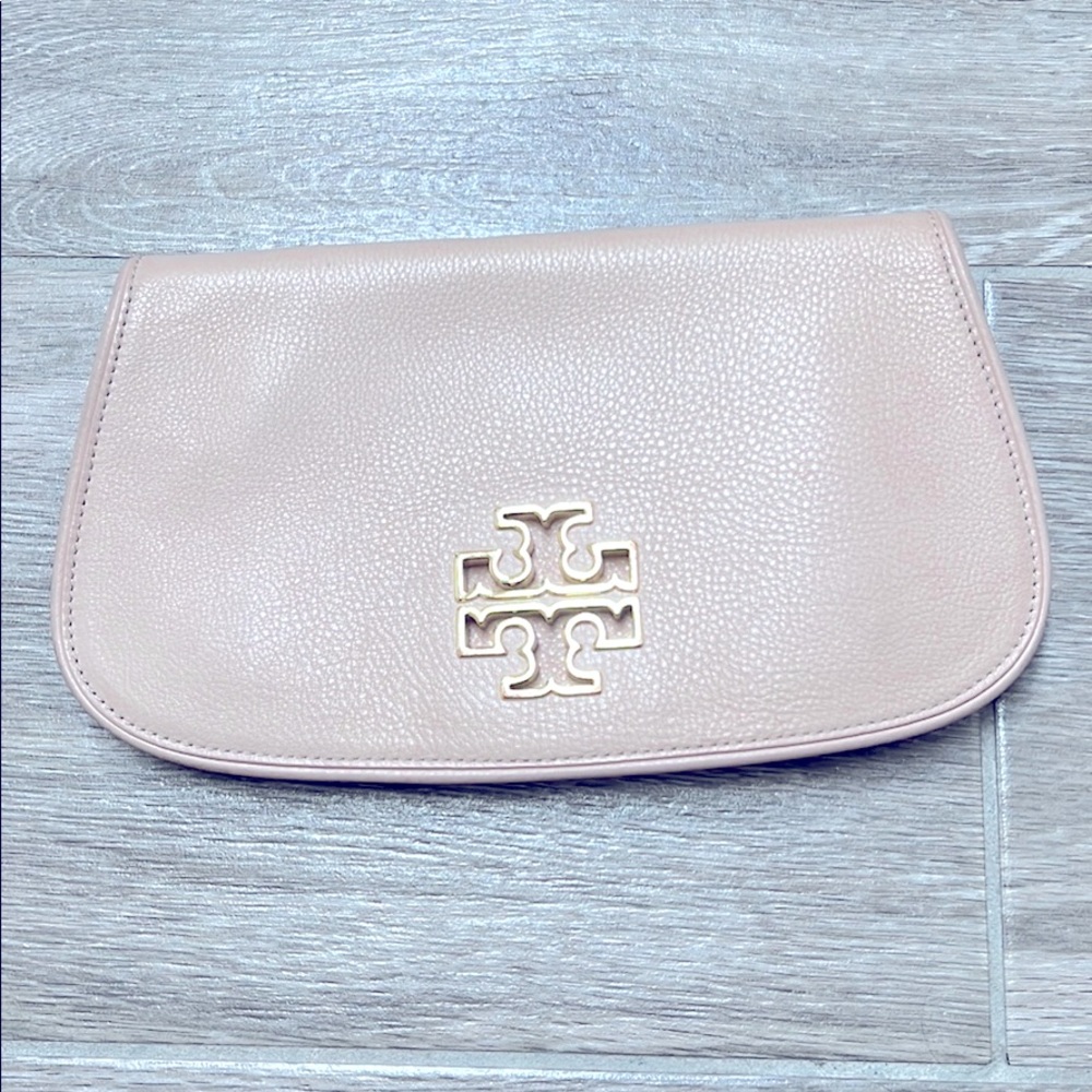 Tory Burch nude clutch